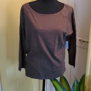 Bongo 3/4 sleeve tshirt green large